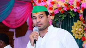 तेज प्रताप यादव के लिए लालूजी राबड़ी जी ही पूरी दुनिया है। उन्हें ‘कुछ और’ नहीं चाहिए। आज तड़के सवेरे X पर पोस्ट करके बता दिया है।